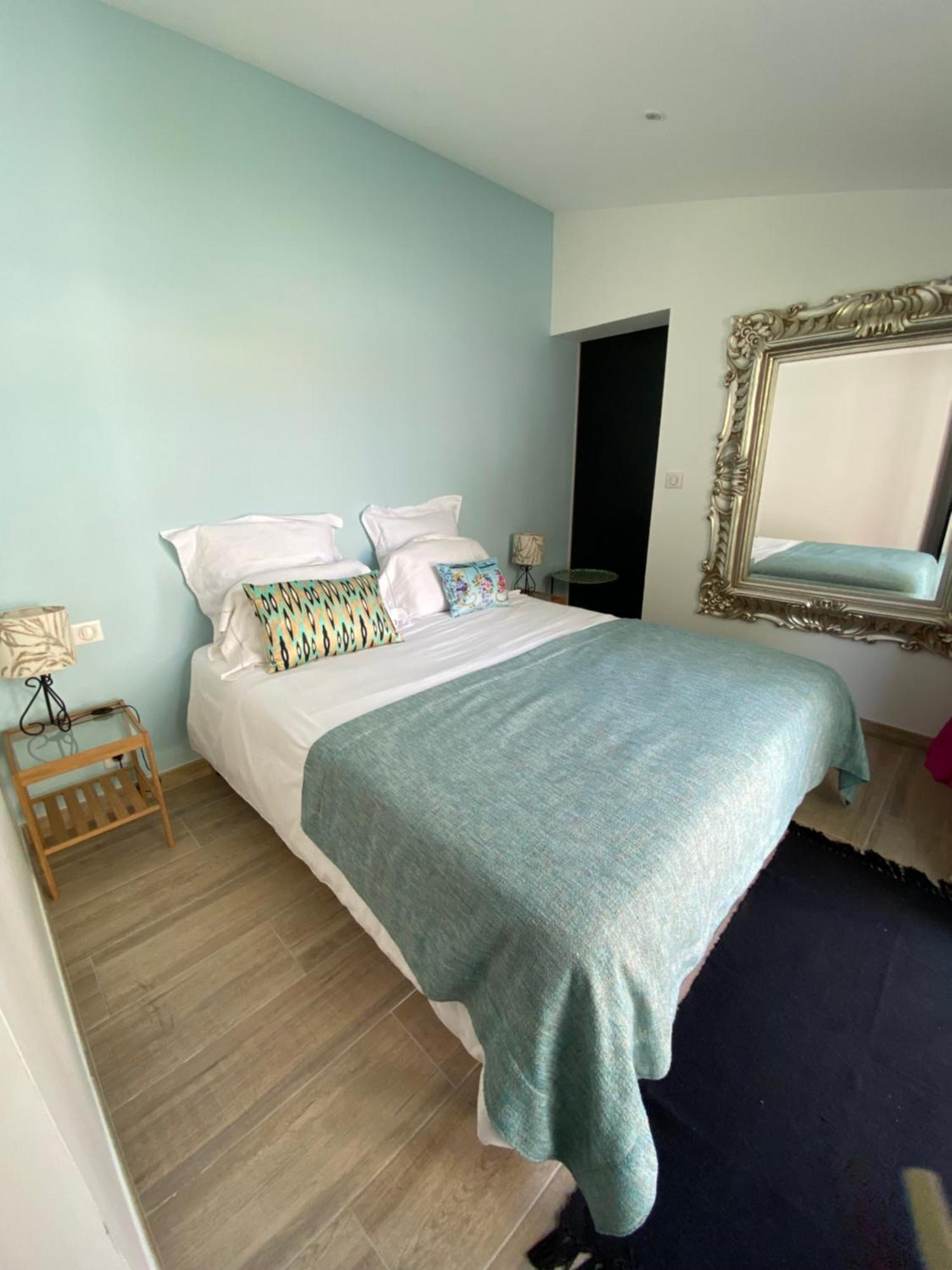 Bed and Breakfast Le 5 Bis Mornac-sur-Seudre Екстер'єр фото